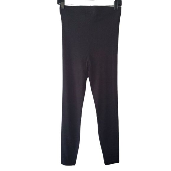 NWT Fabletics Black Leggings - Picture 3 of 7